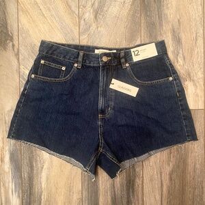 Mid Rise 90’s Denim Jean Shorts